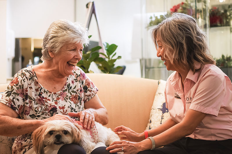 the health benefits of pet therapy for elderly and aged care residents